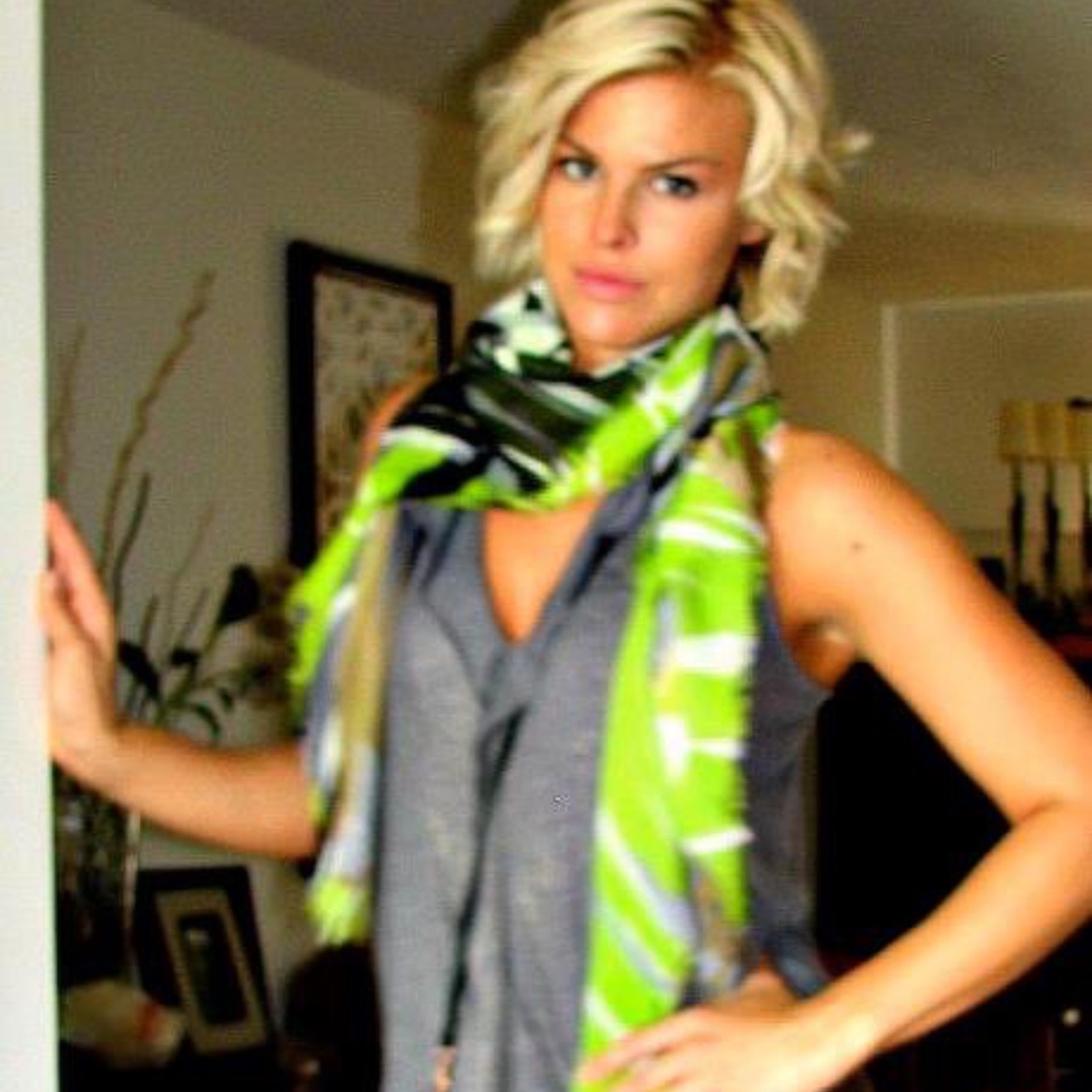 Meet your Posher, Rachelle - Picture 4 of 4